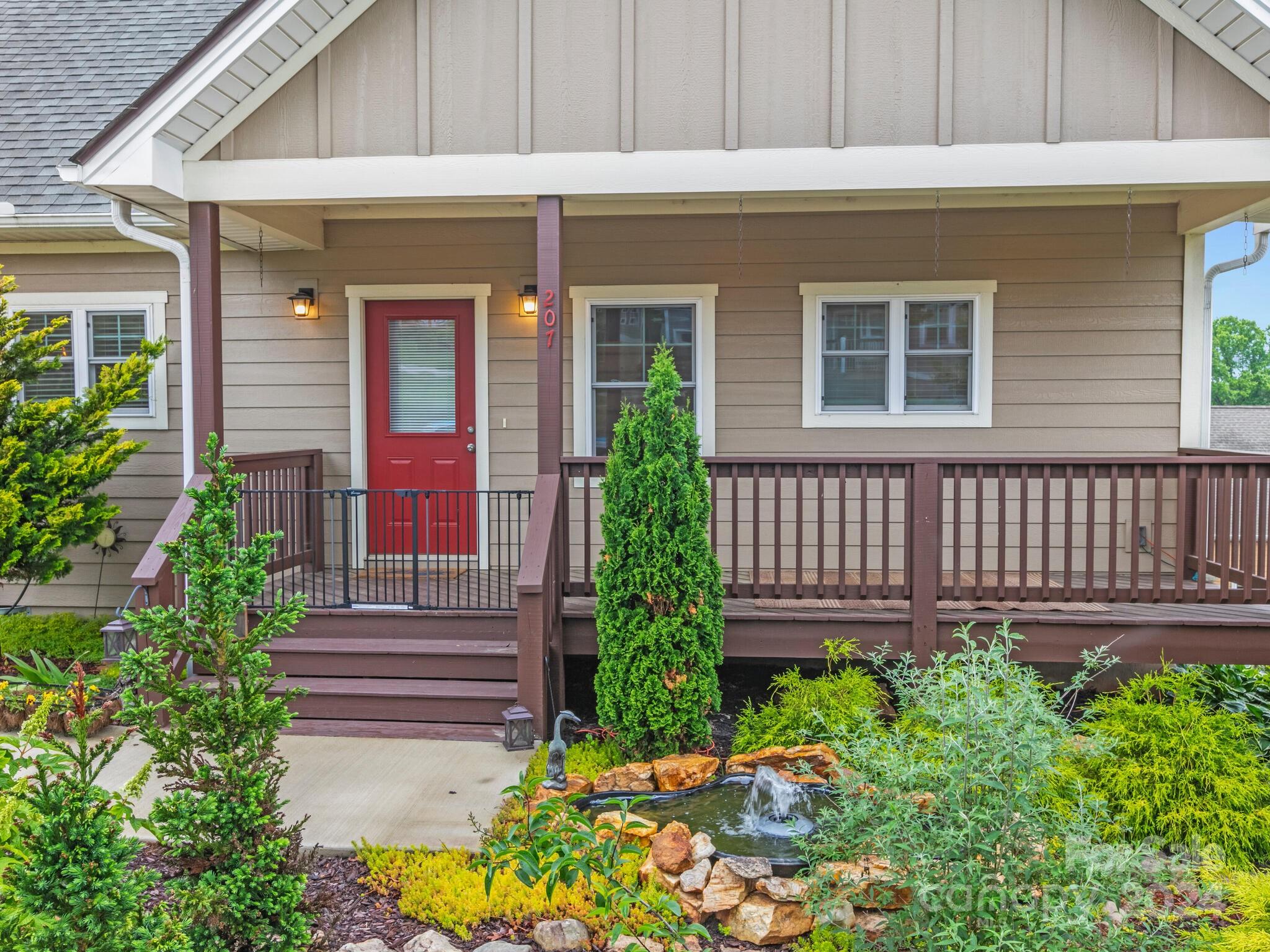 207 Oak Meadow Lane