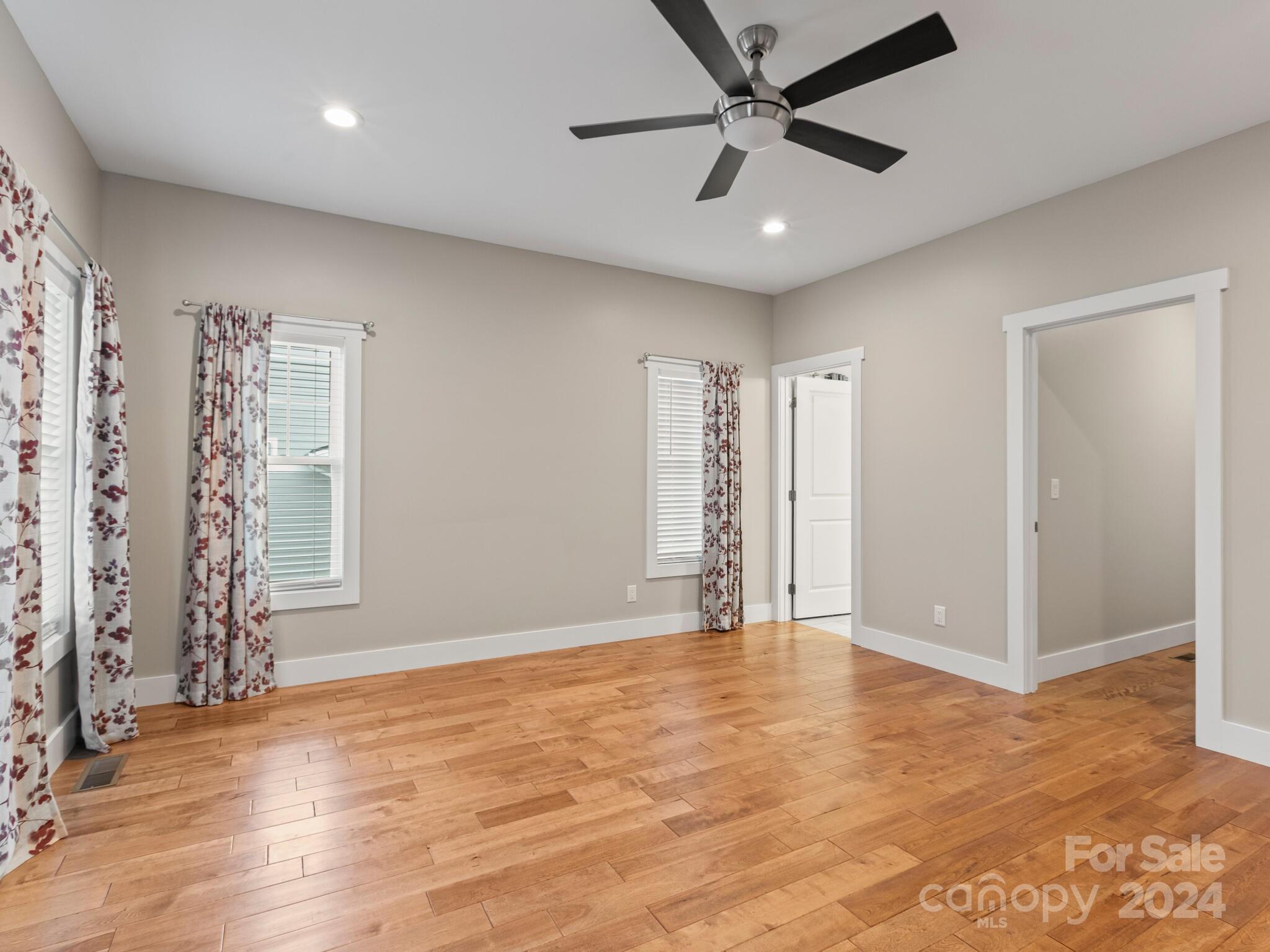 207 Oak Meadow Lane