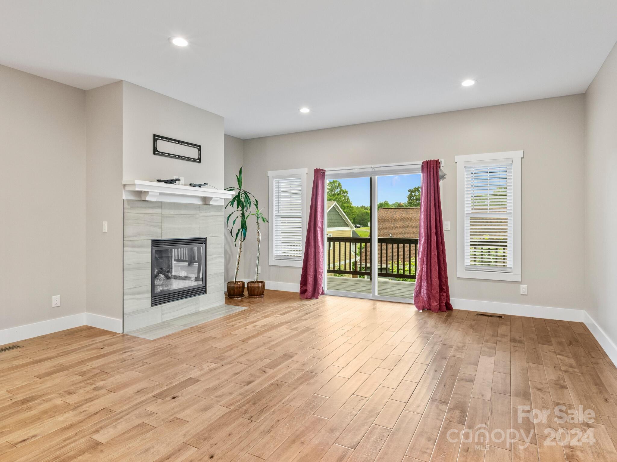 207 Oak Meadow Lane