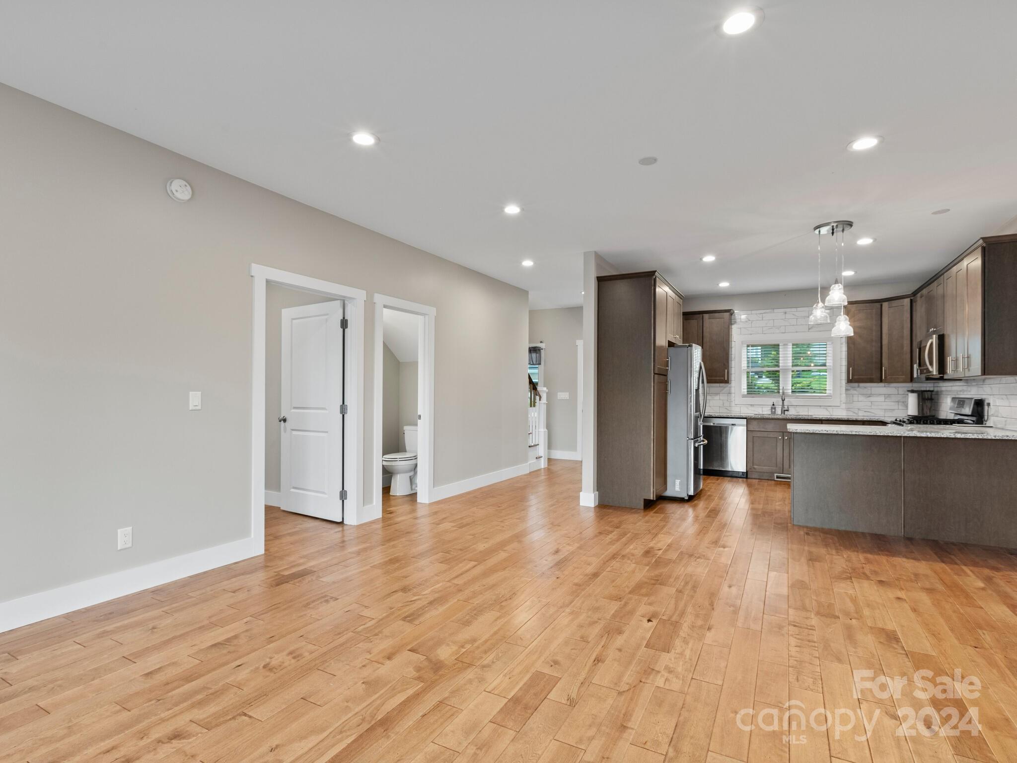207 Oak Meadow Lane