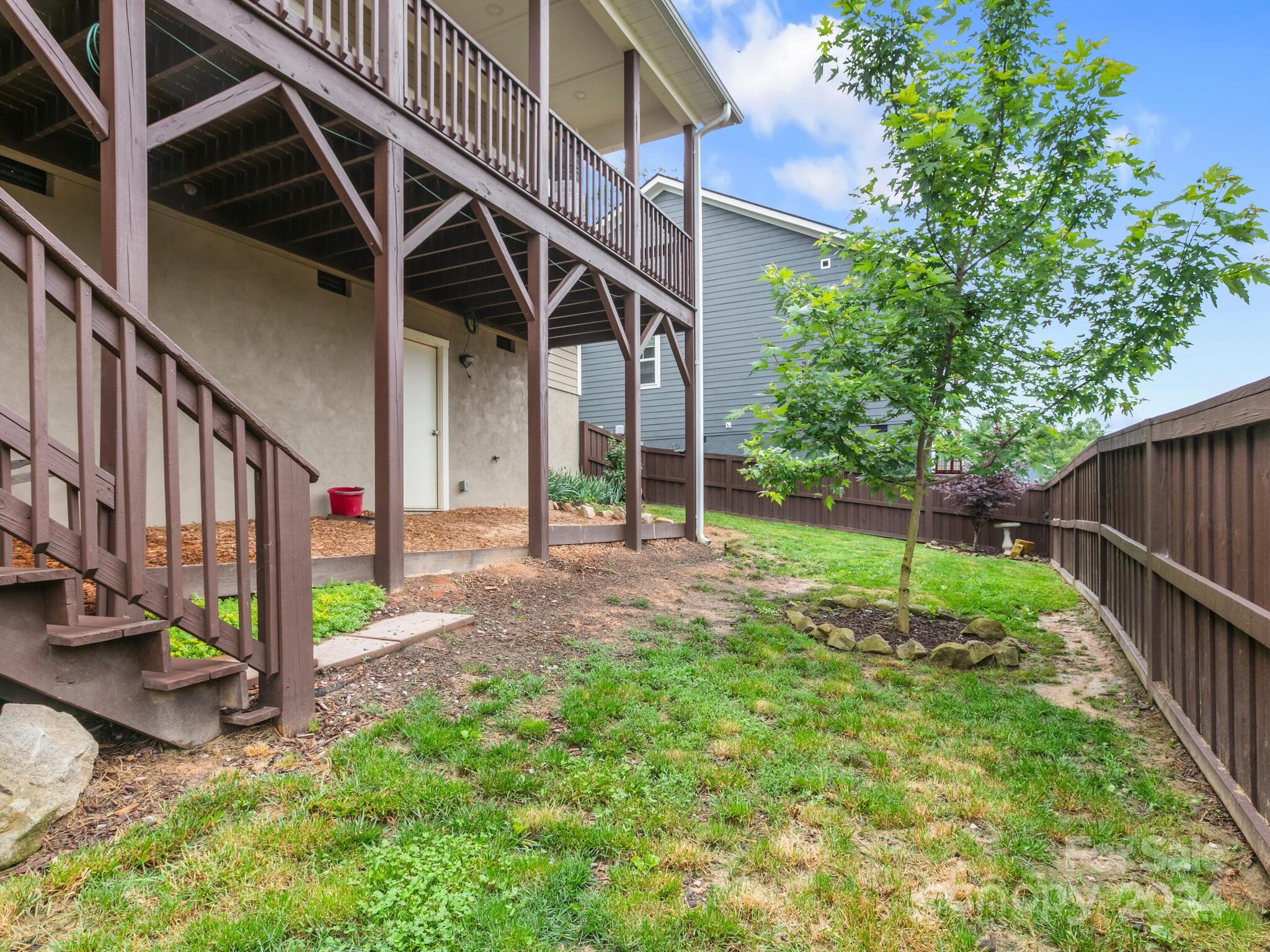 207 Oak Meadow Lane