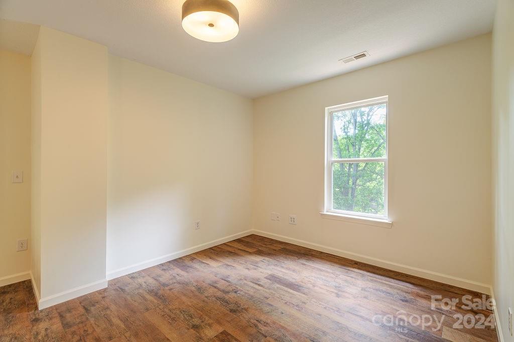 1016 Mountain Drive