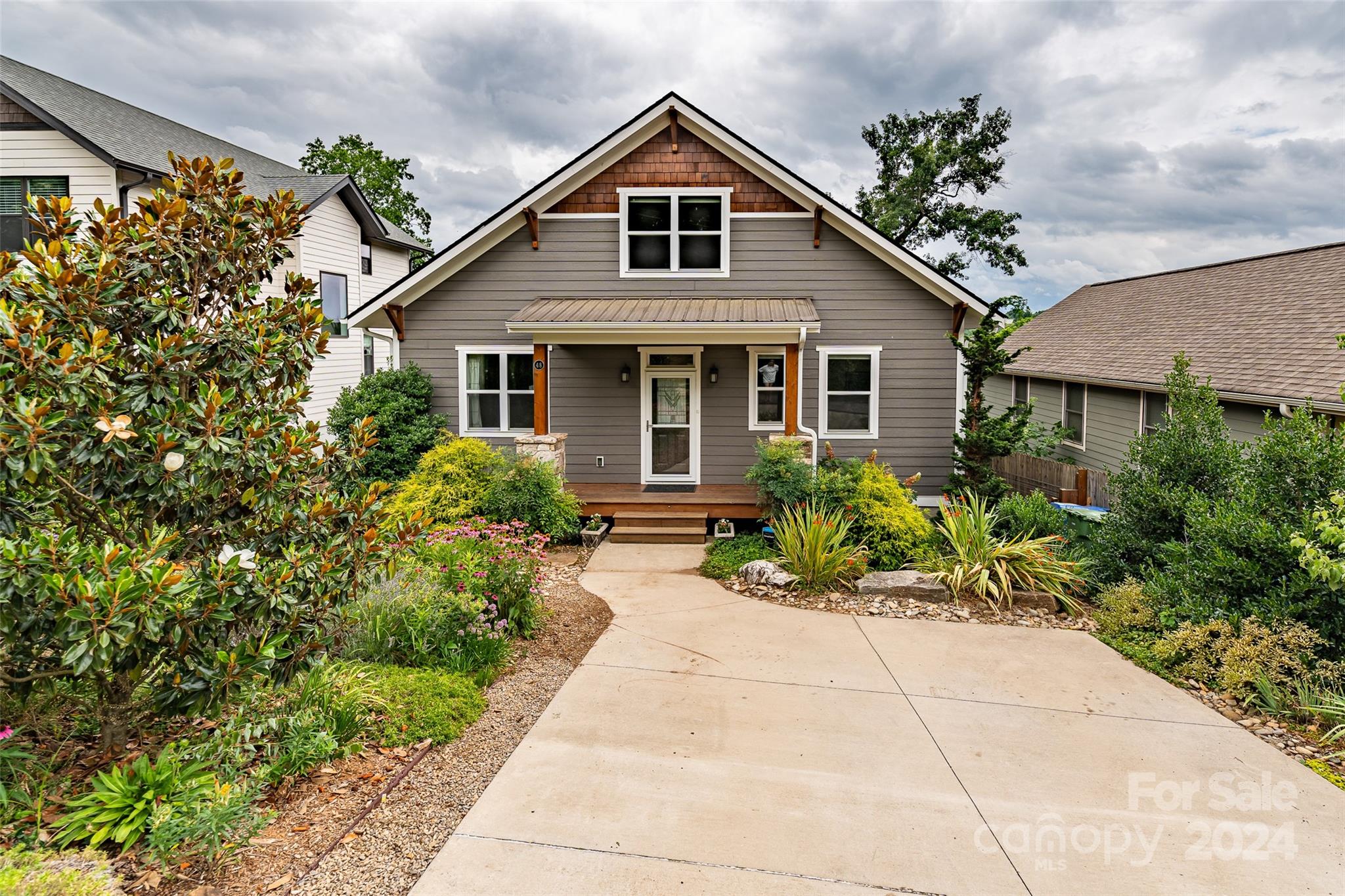 48 Lamb Avenue