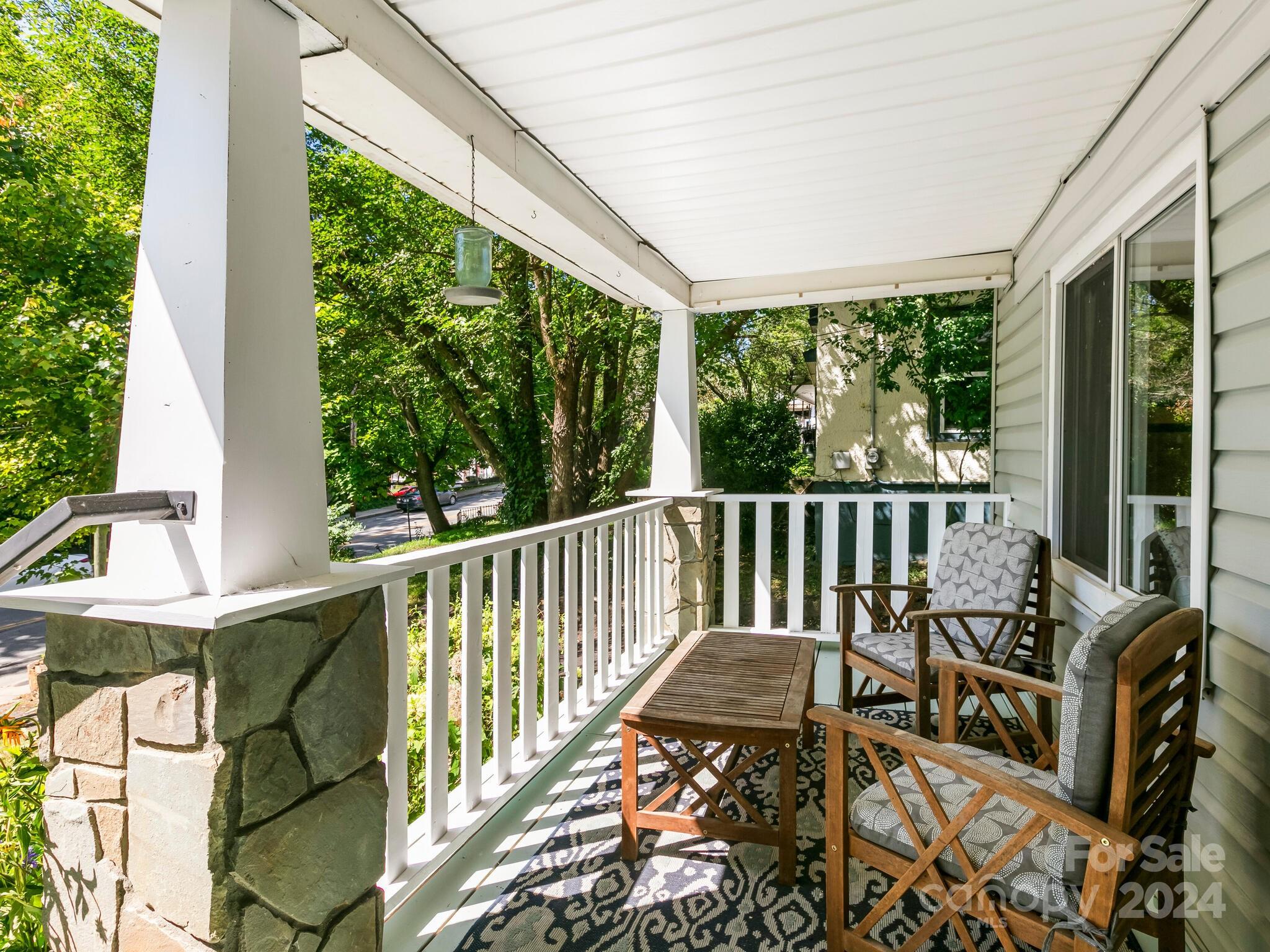 112 Clingman Avenue