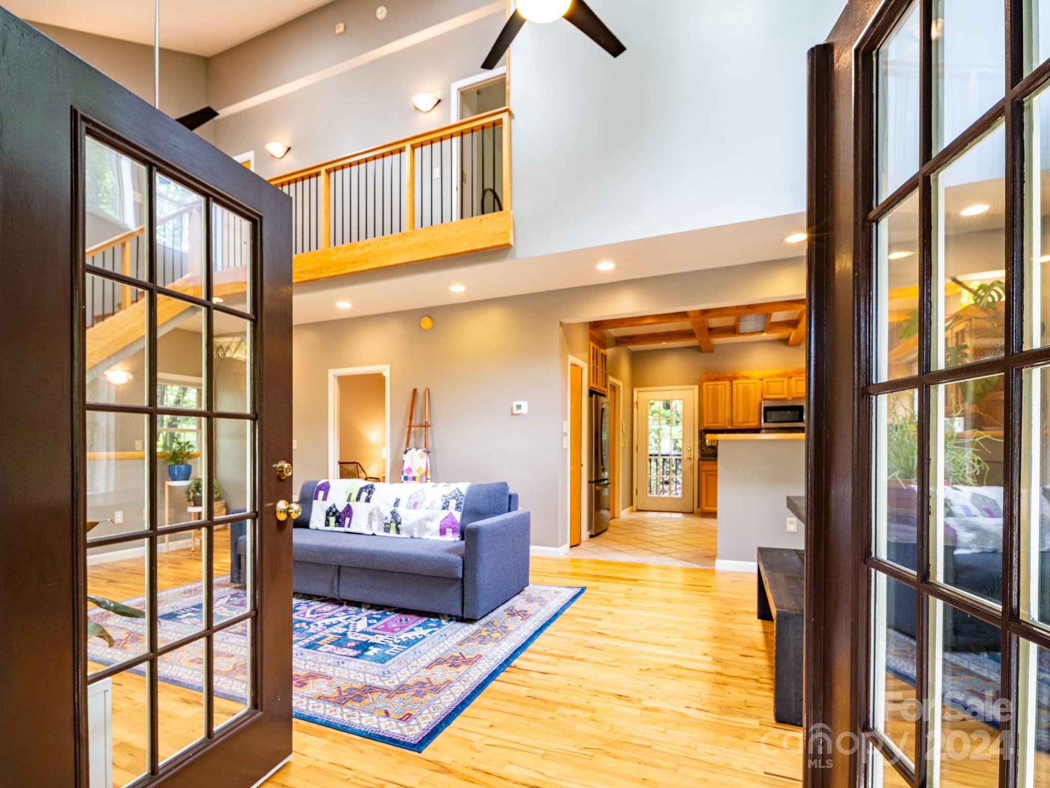 30 Rose Ridge Lane