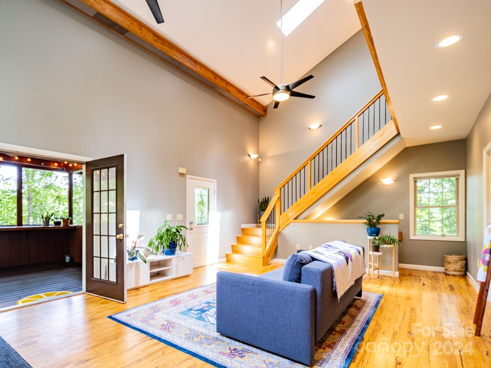 30 Rose Ridge Lane