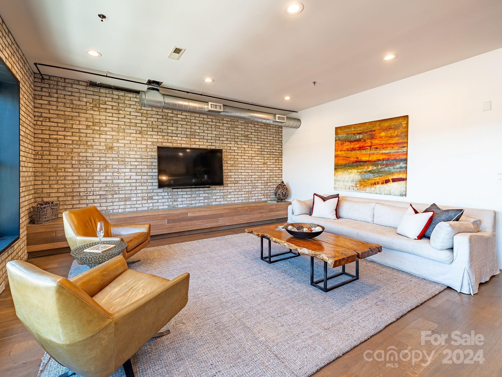 53-C College Street Unit: 302