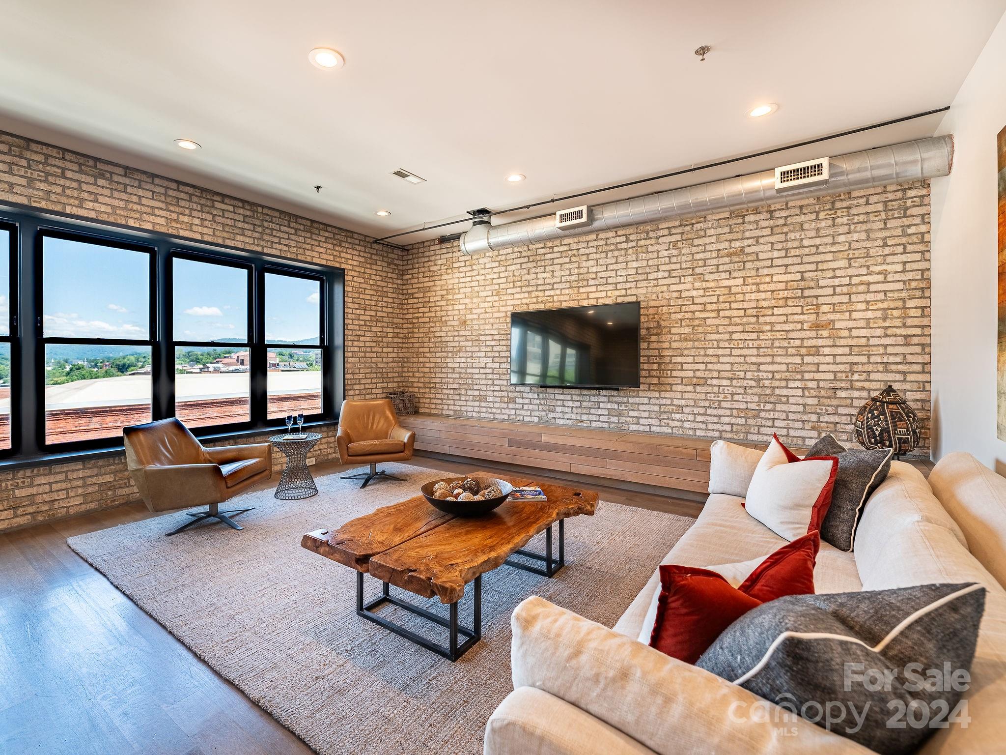 53-C College Street Unit: 302