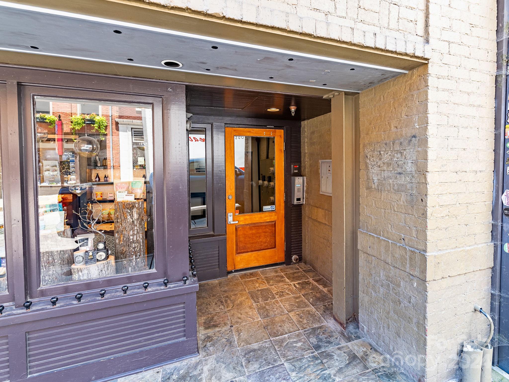53-C College Street Unit: 302