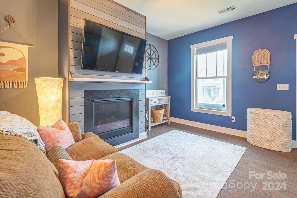 371 Cardwell Lane
