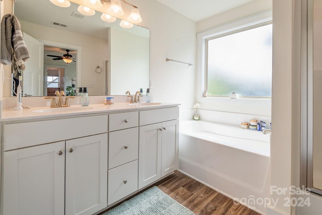 371 Cardwell Lane