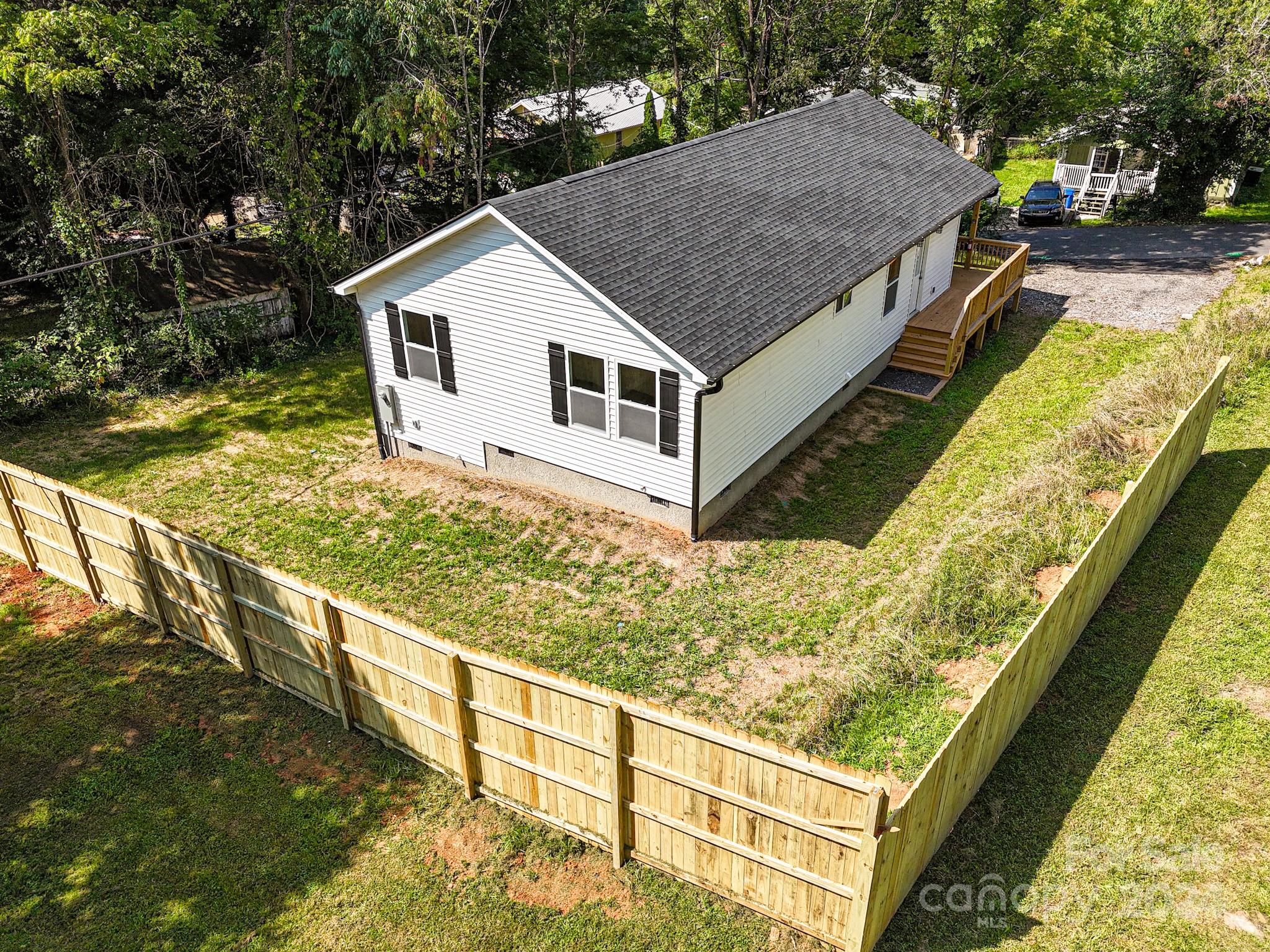 162 Lower Edgewood Road