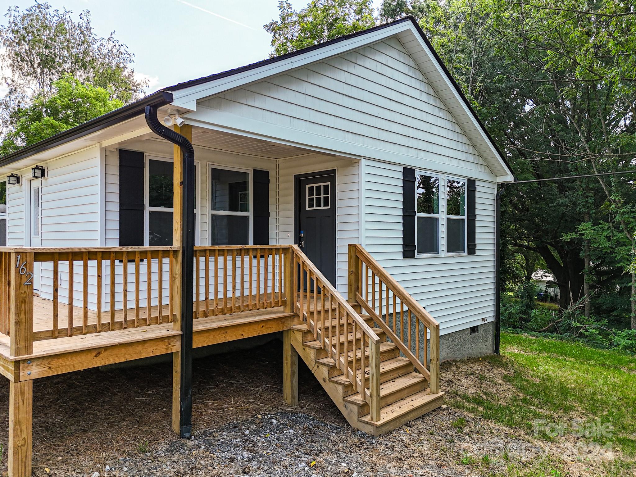 162 Lower Edgewood Road