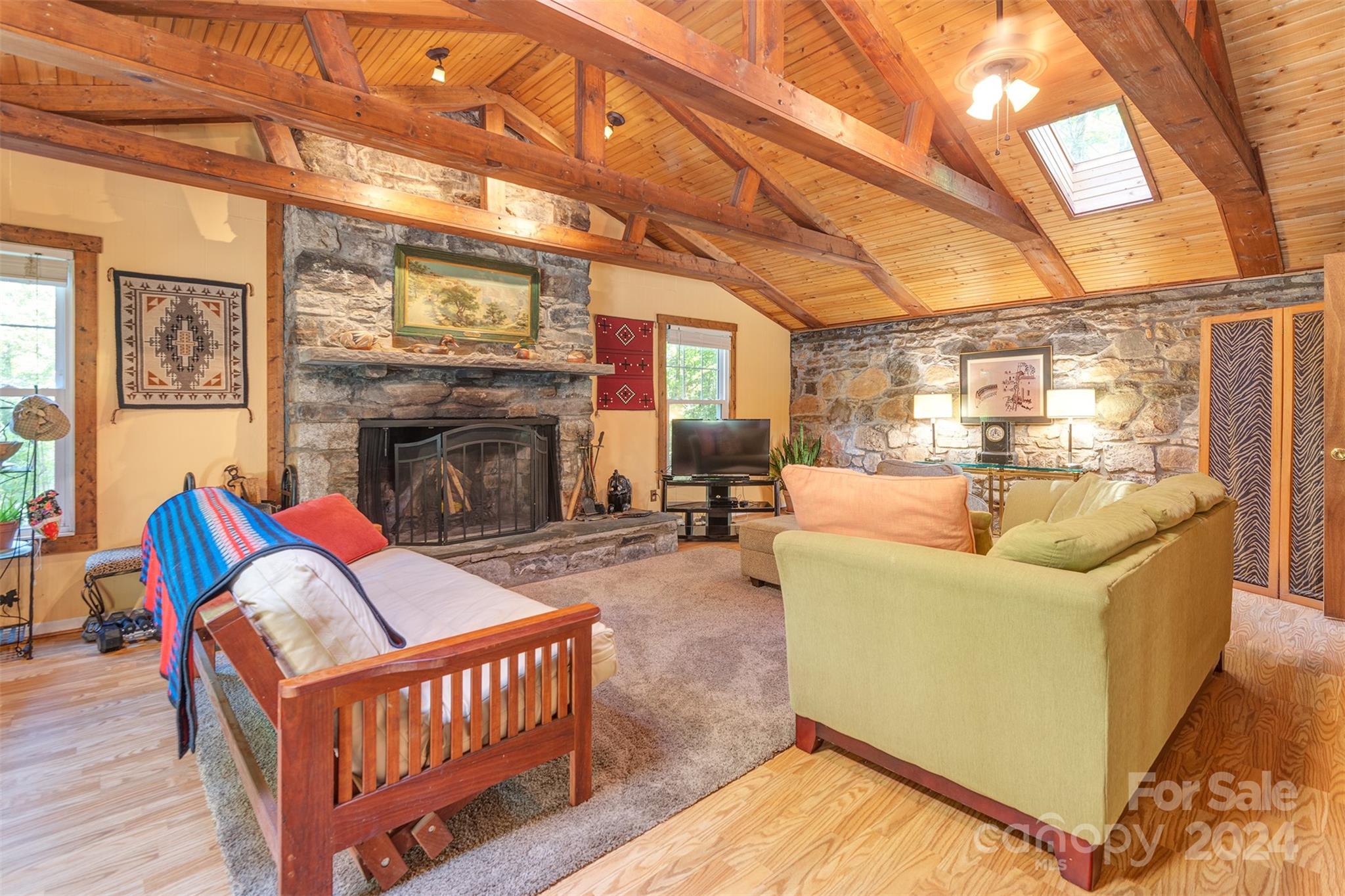 12 Rollingwood Road