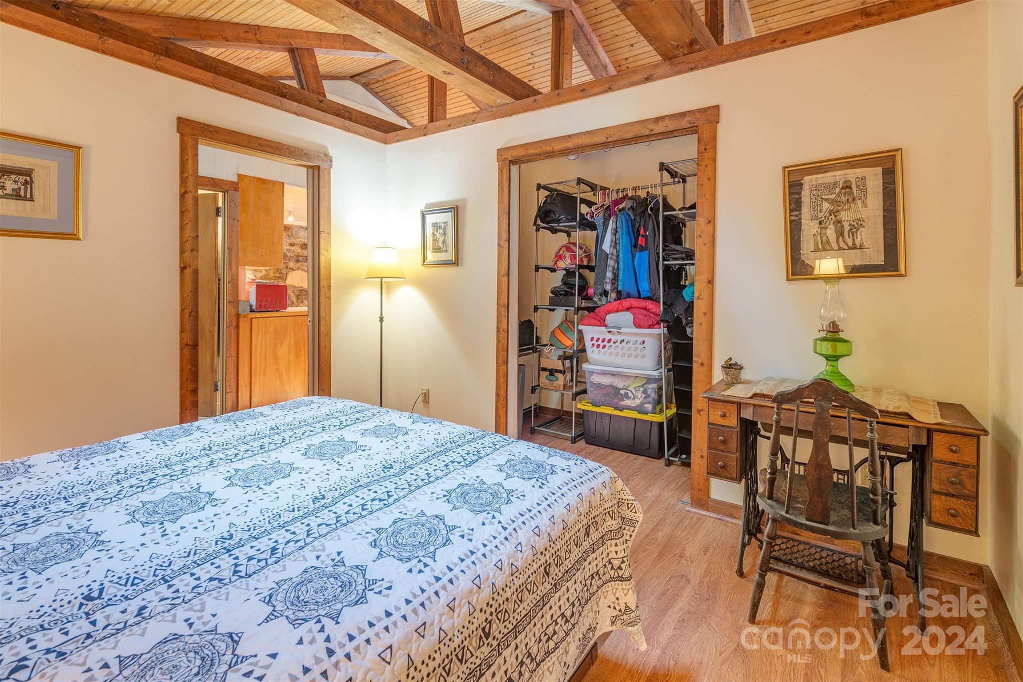 12 Rollingwood Road