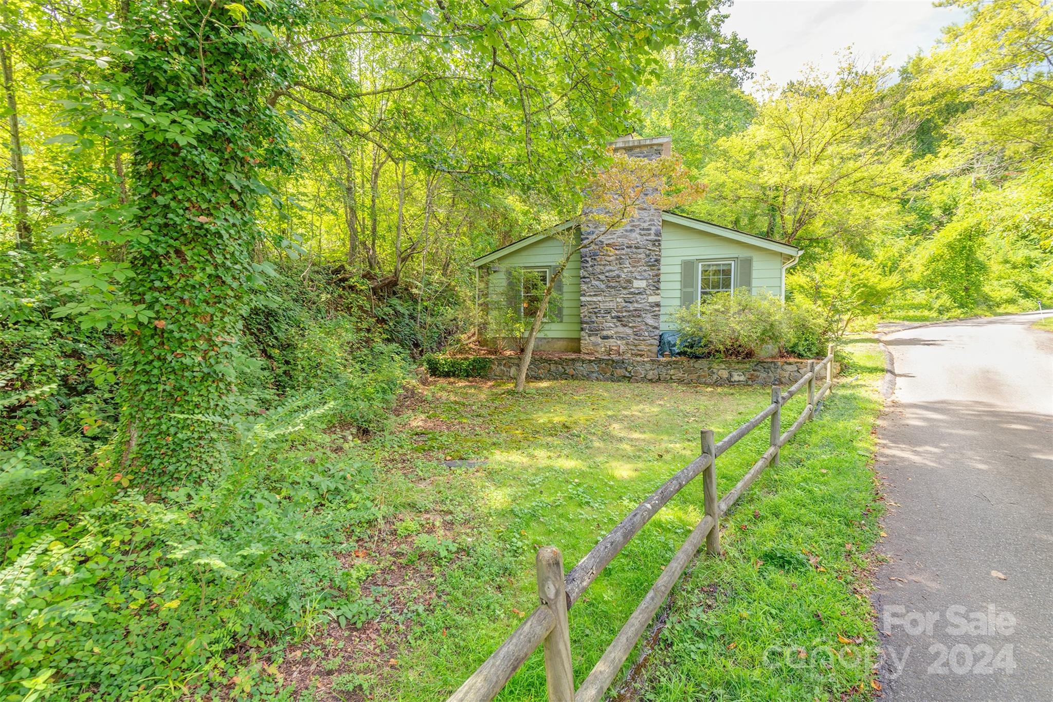 12 Rollingwood Road
