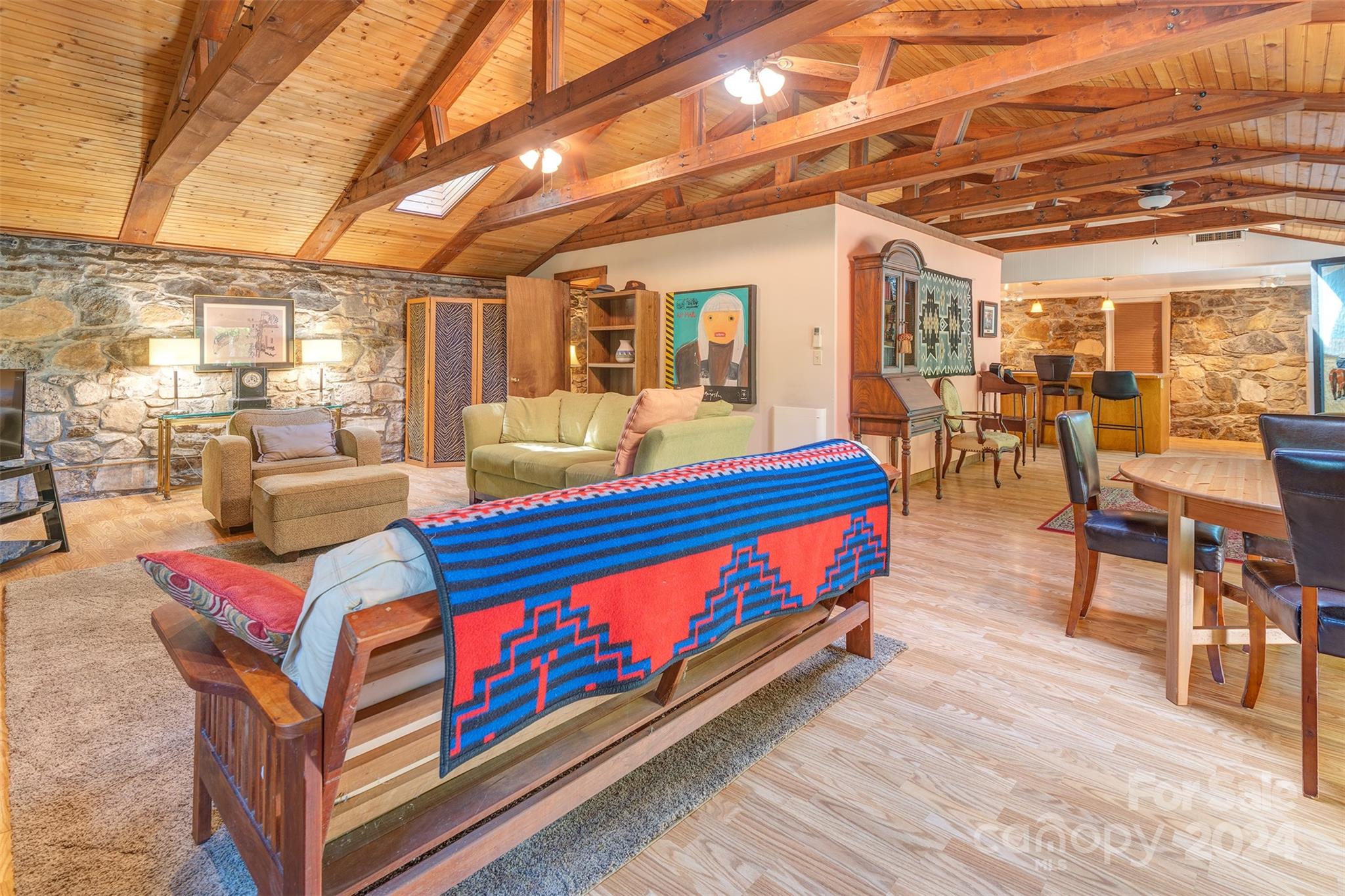 12 Rollingwood Road