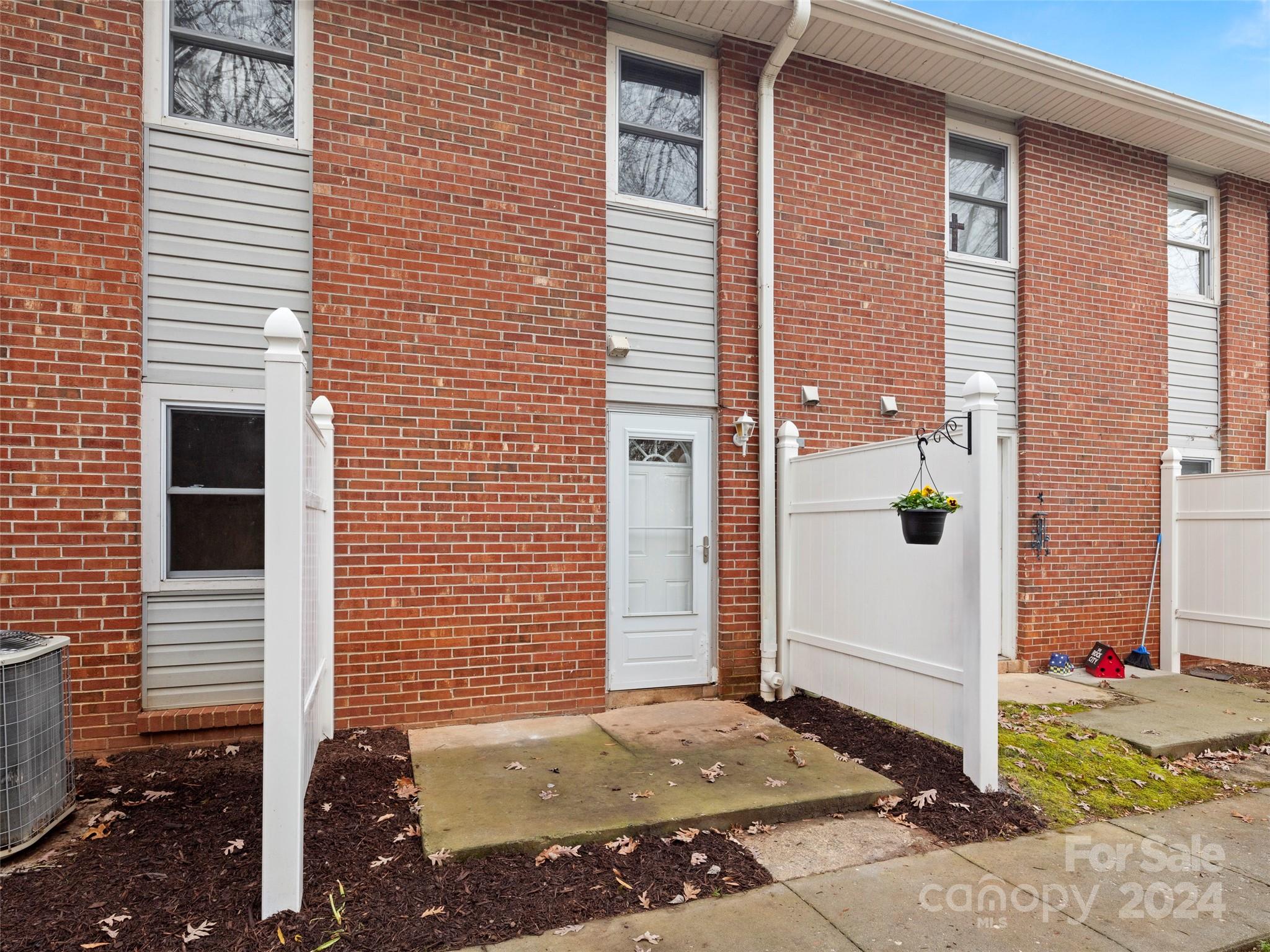 31 Beri Drive Unit: U31