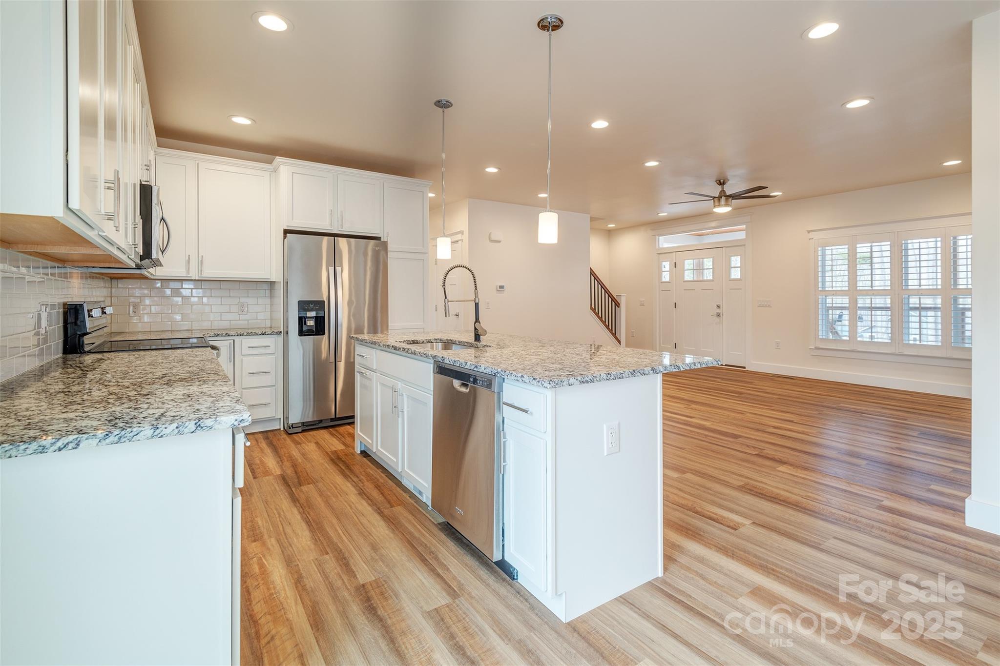 127 Cascade Ridge Road
