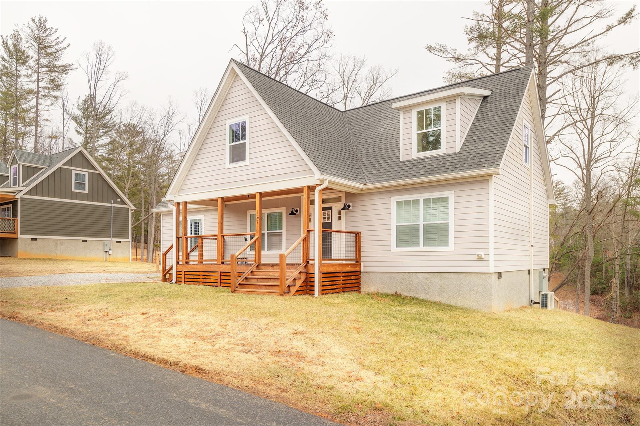127 Cascade Ridge Road