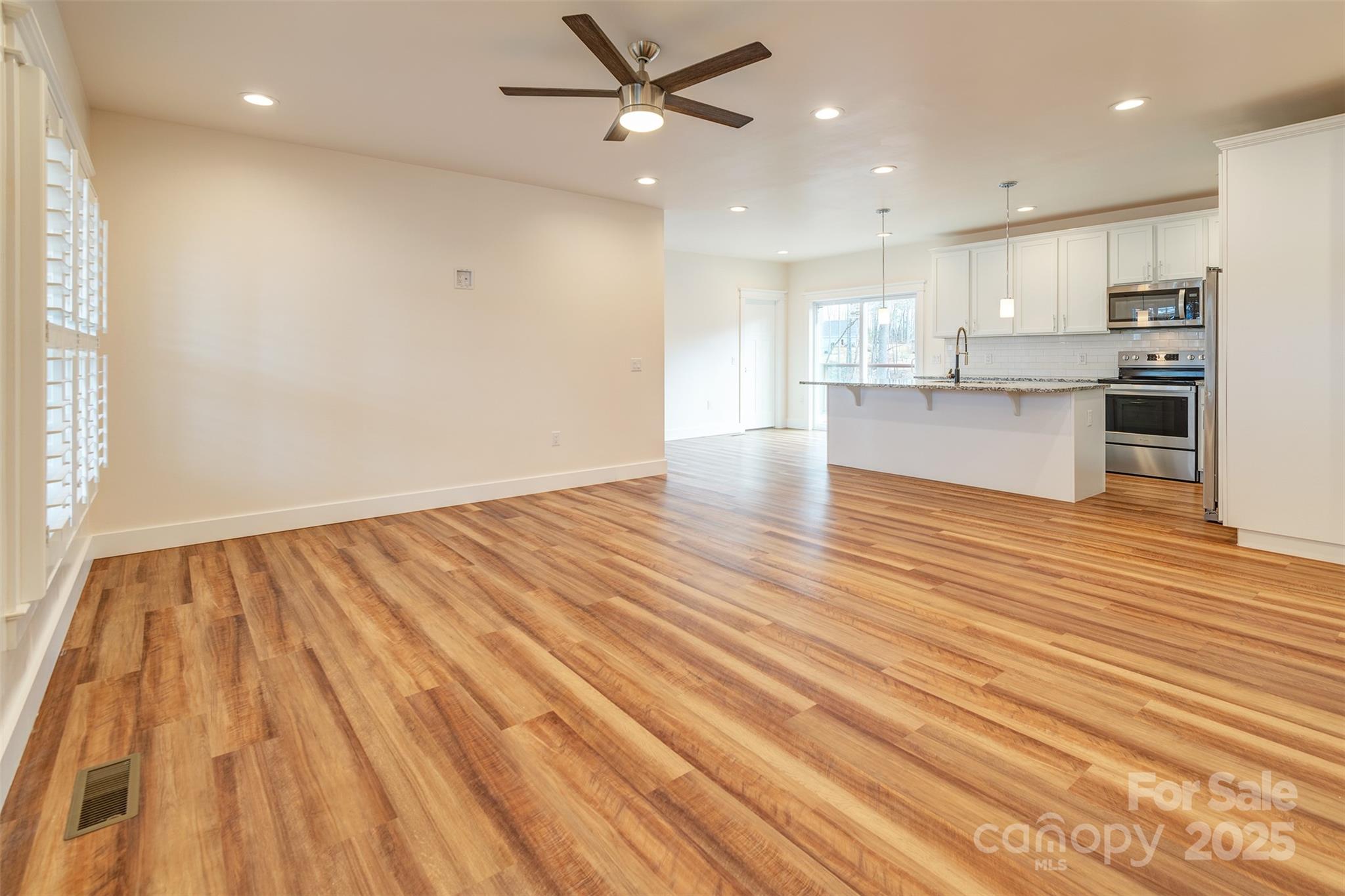 127 Cascade Ridge Road