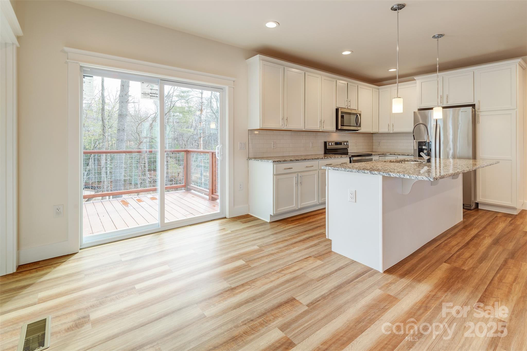 127 Cascade Ridge Road