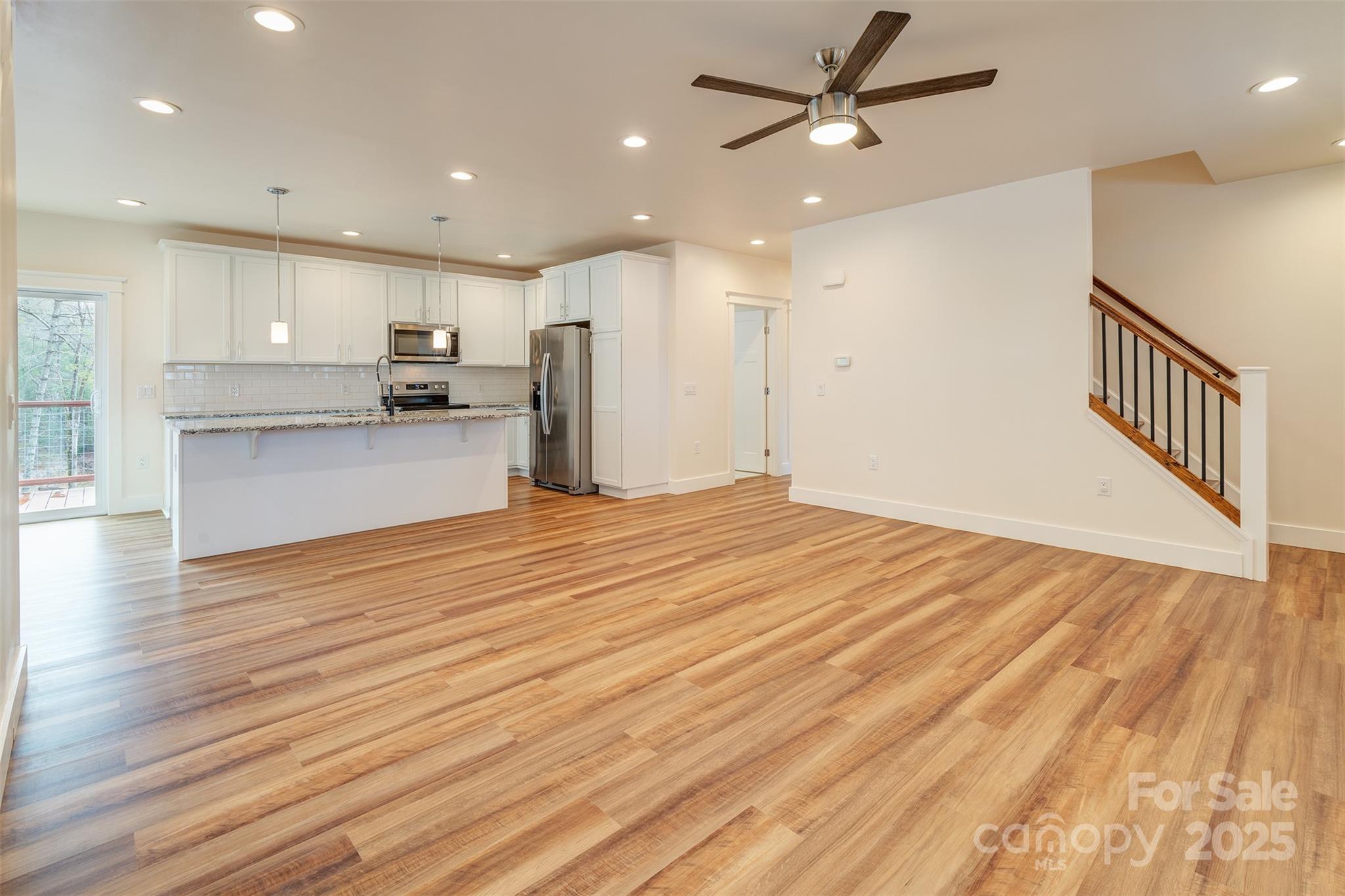 127 Cascade Ridge Road