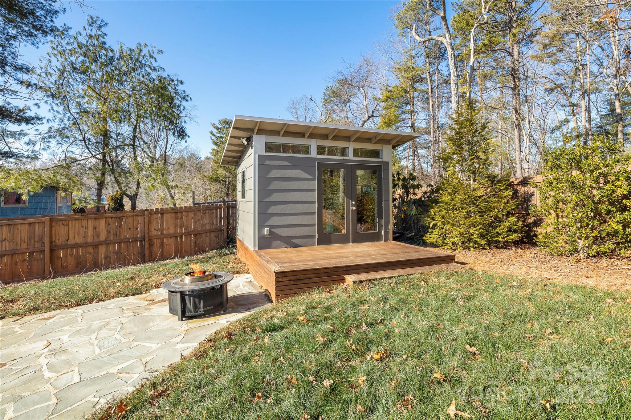 18 Oakwilde Drive