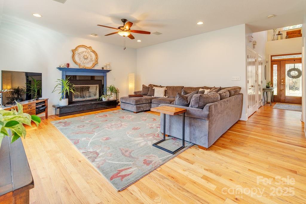 11 Gaston Mountain Road