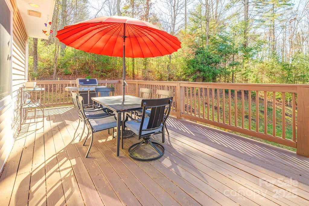 11 Gaston Mountain Road