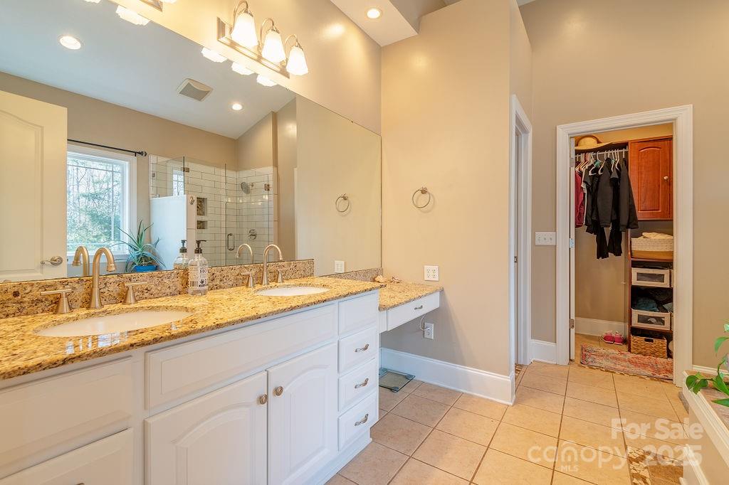11 Gaston Mountain Road