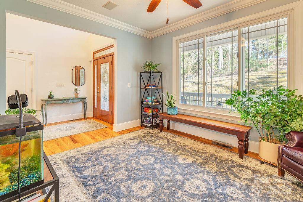 11 Gaston Mountain Road