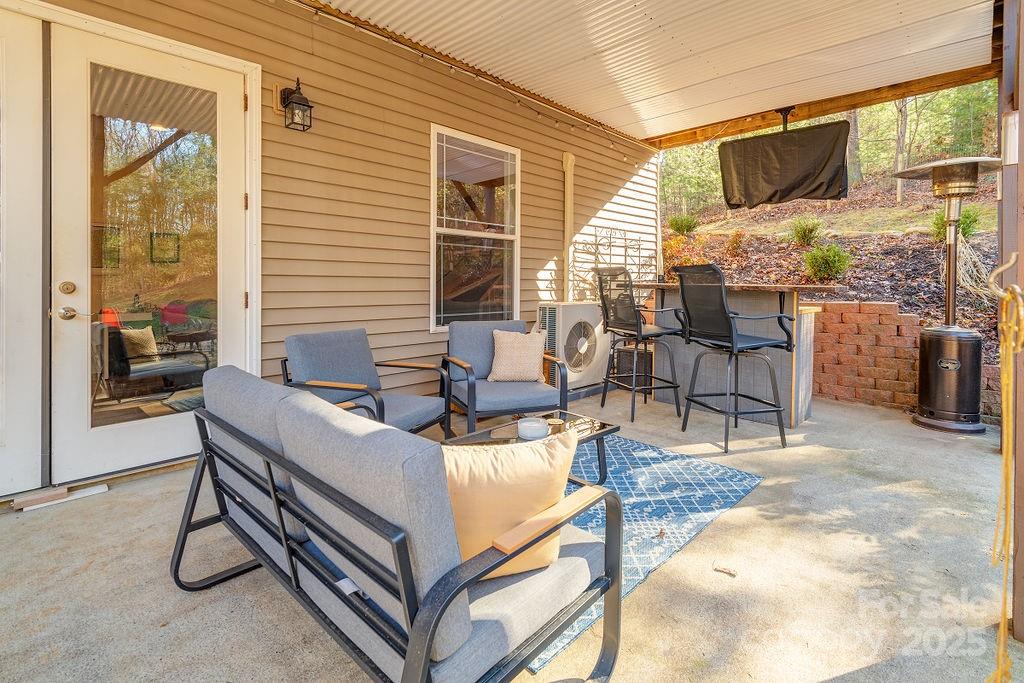 11 Gaston Mountain Road