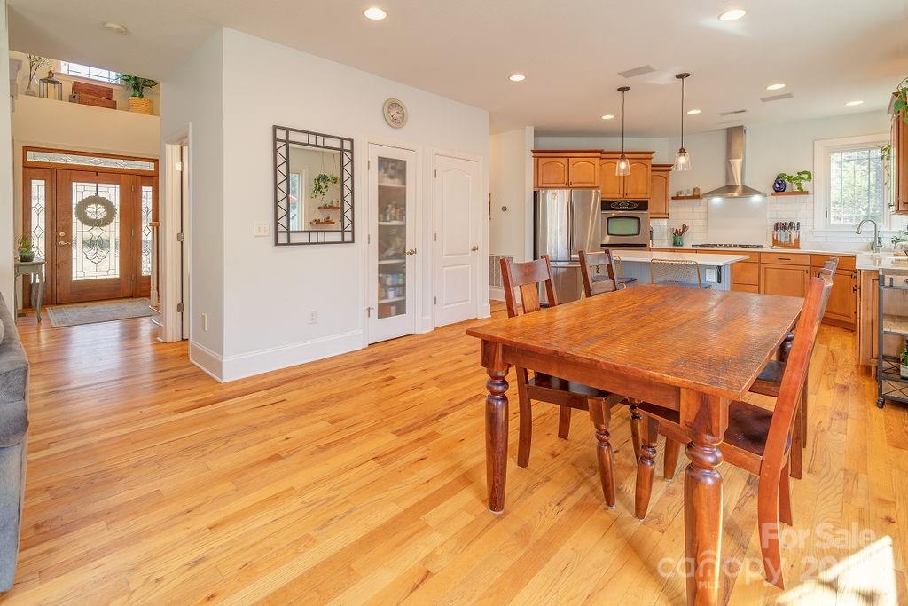 11 Gaston Mountain Road