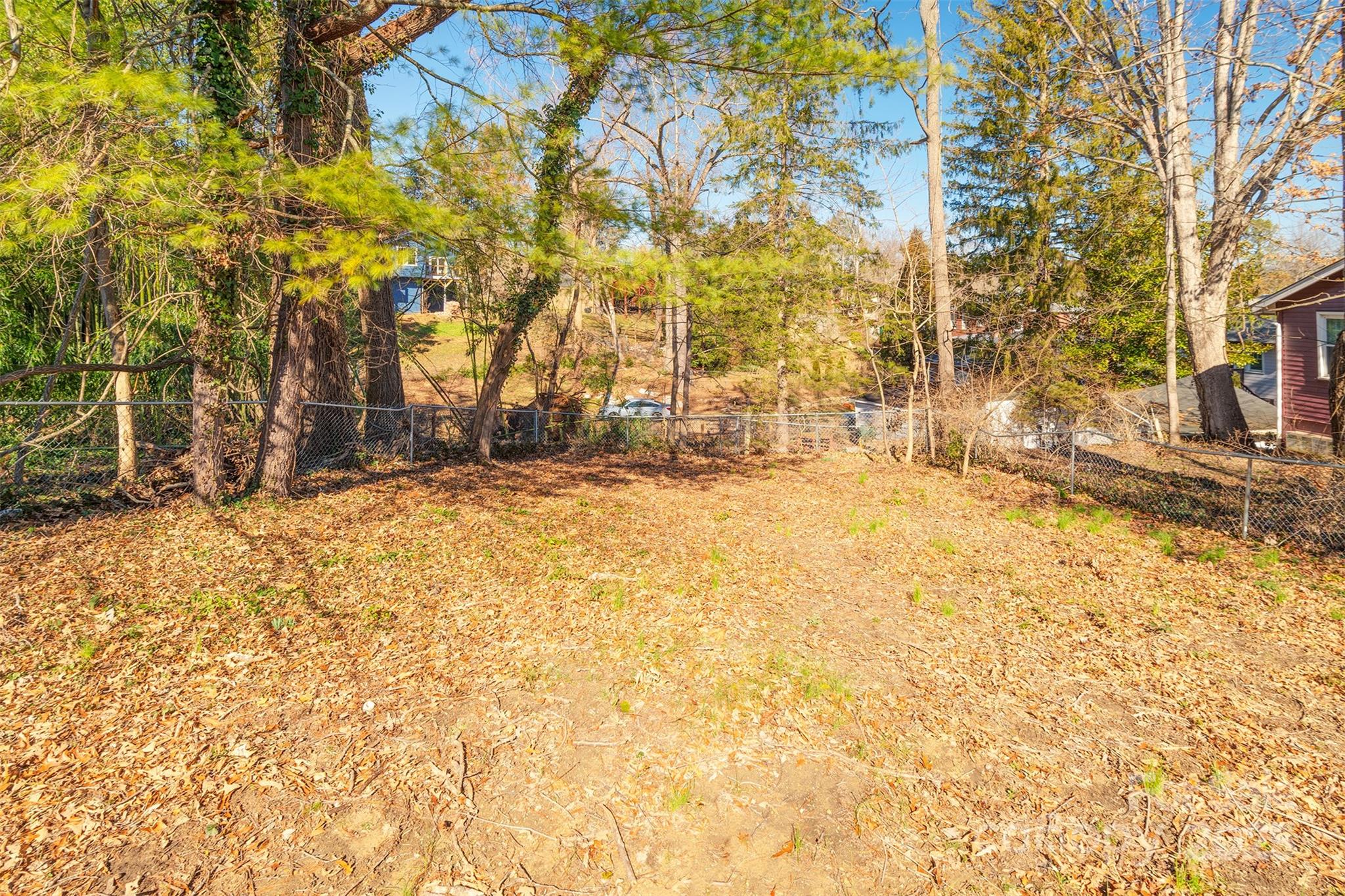 28 Robindale Avenue
