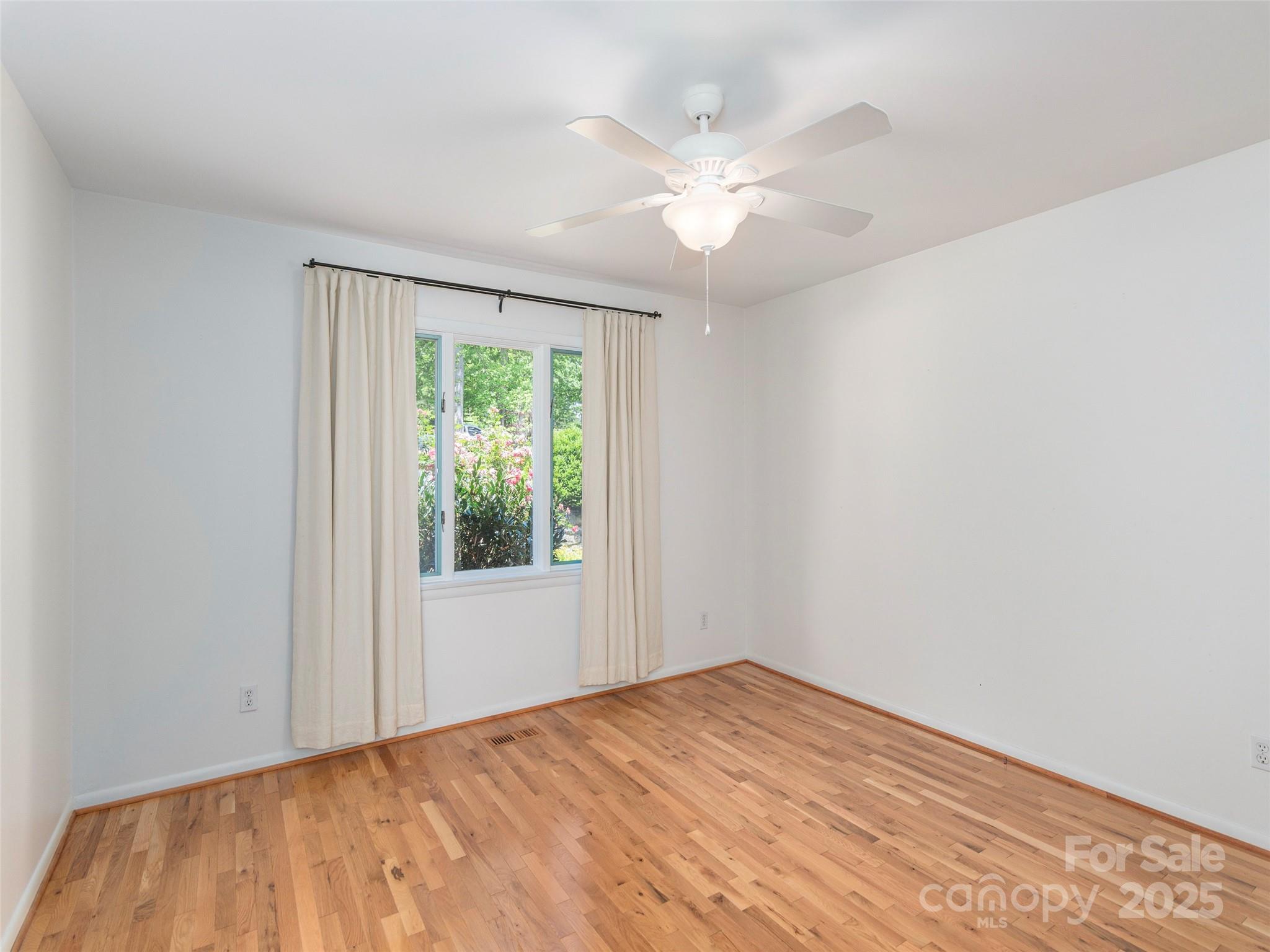 208 Crowfields Drive