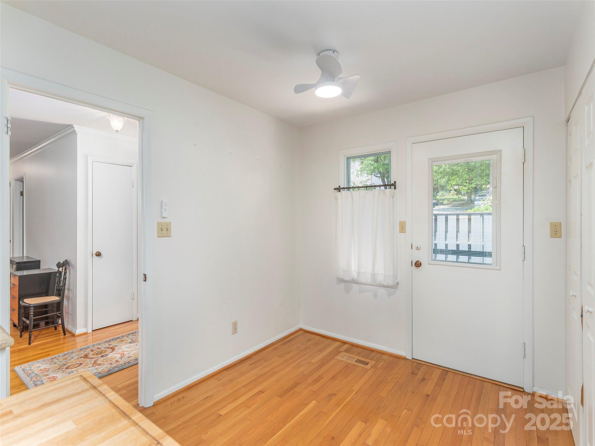 208 Crowfields Drive