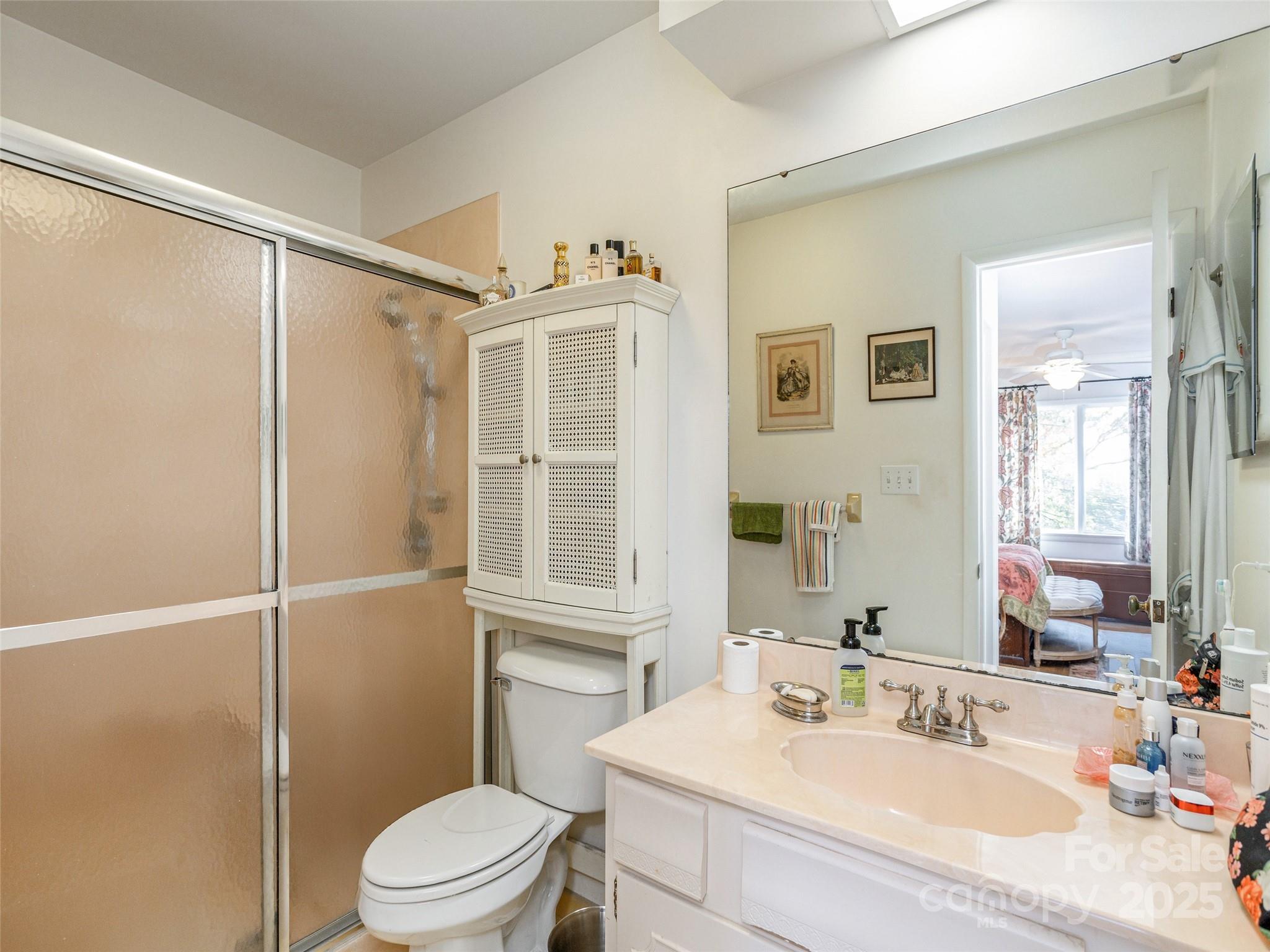 208 Crowfields Drive