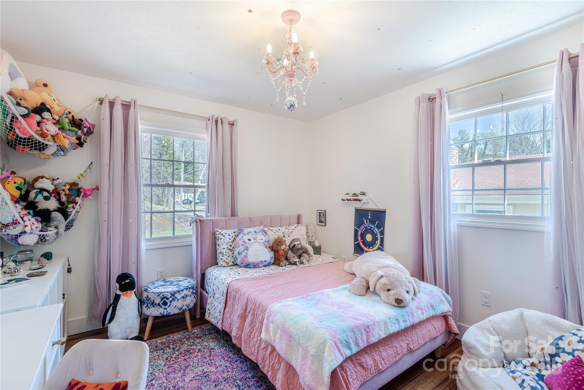 7 Brookcliff Drive