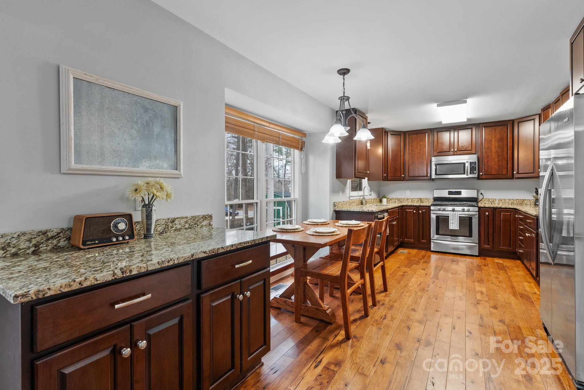401 Silver Maple Court