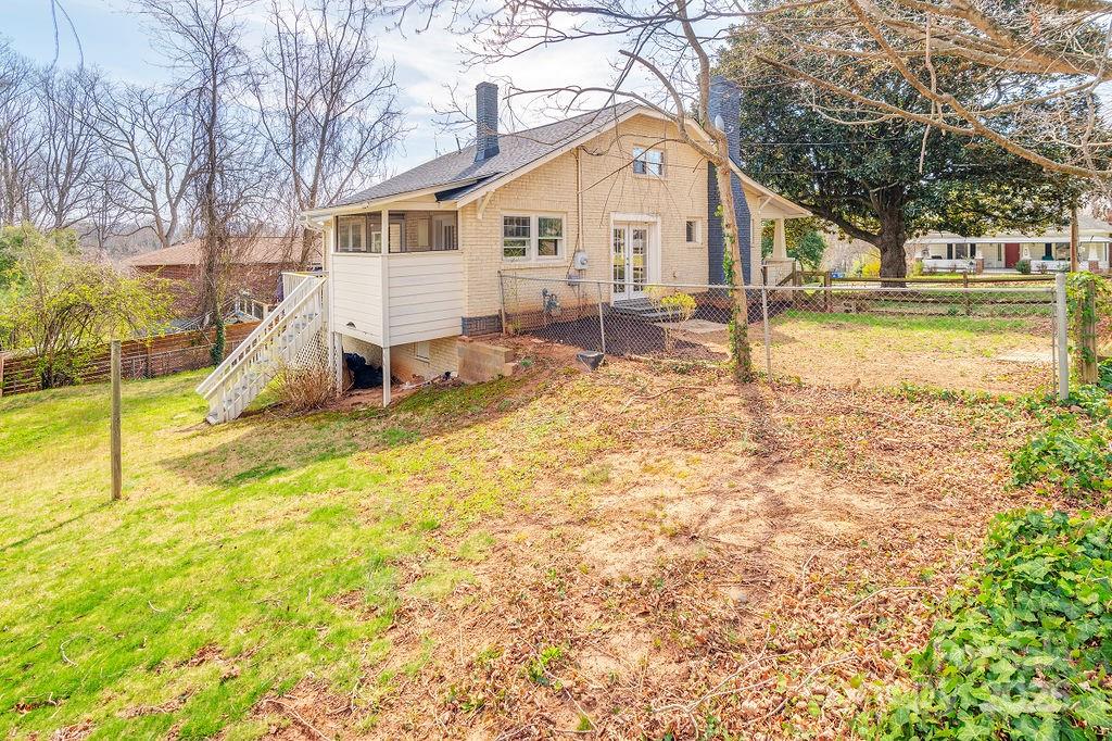 57 Craggy Avenue
