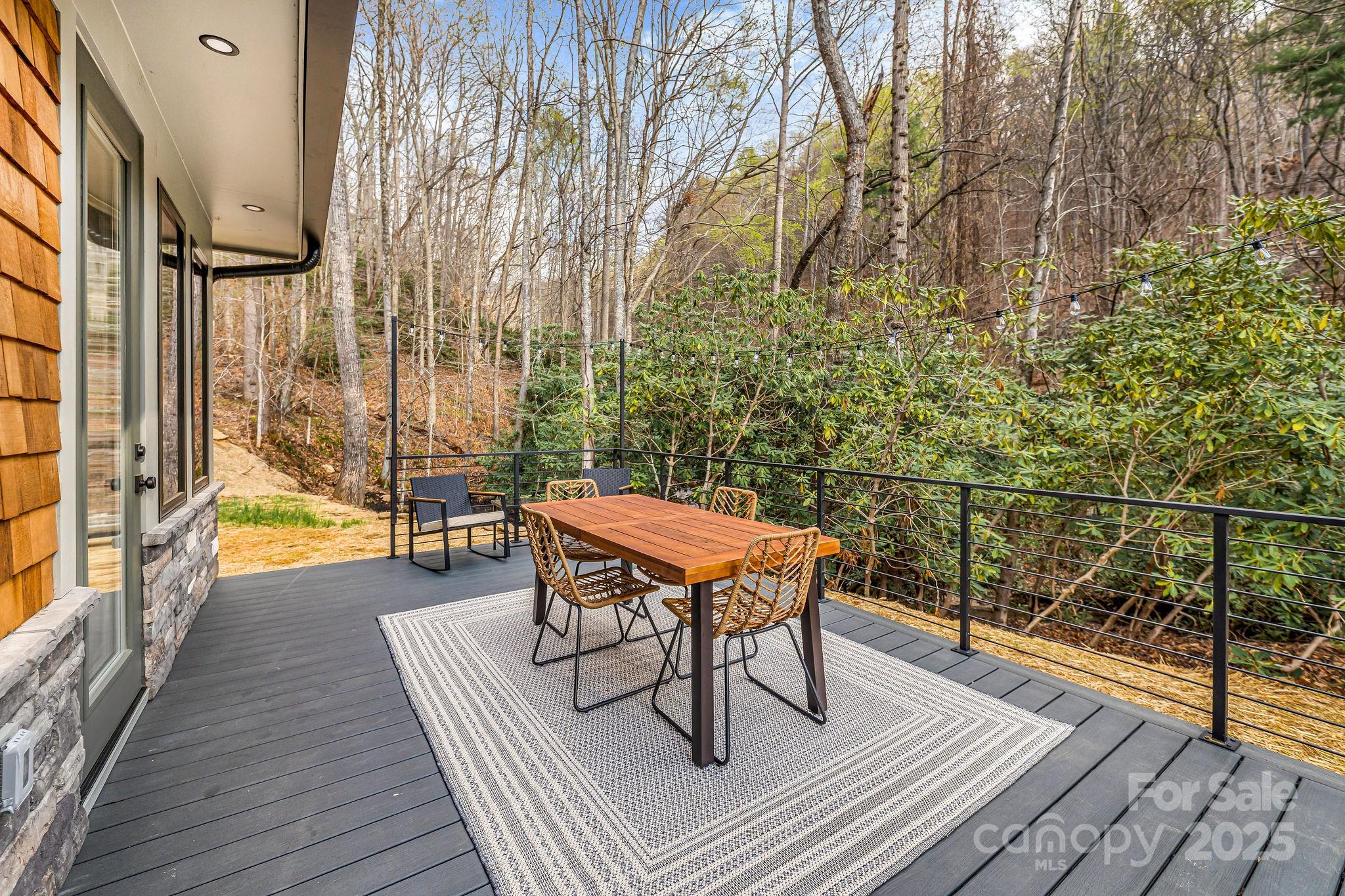 7 Brooksong Drive