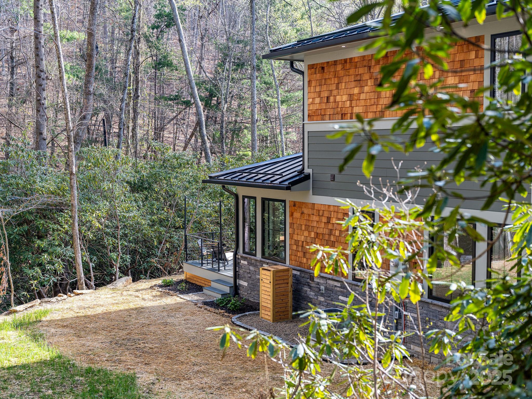 7 Brooksong Drive