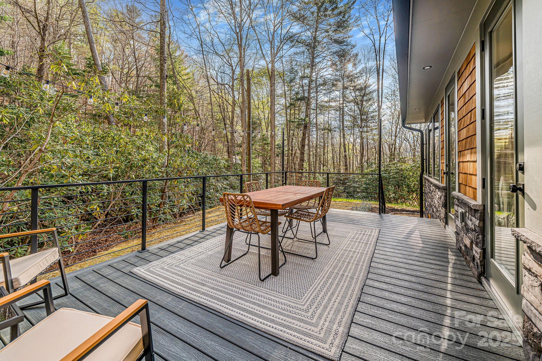 7 Brooksong Drive