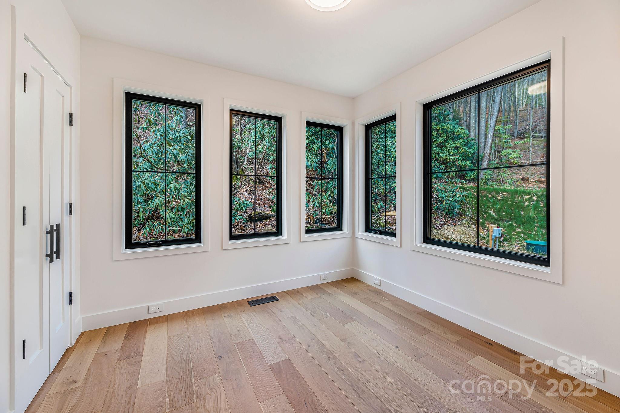 7 Brooksong Drive