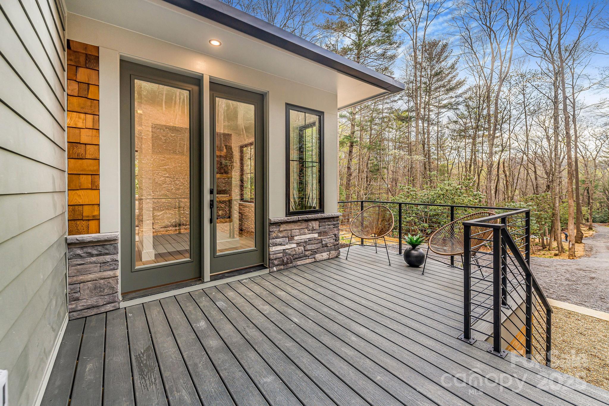 7 Brooksong Drive