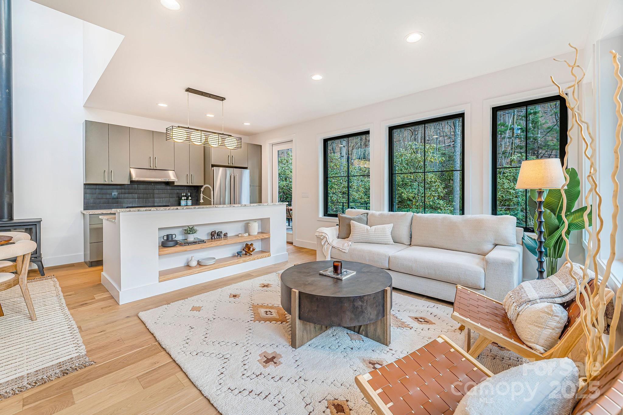 7 Brooksong Drive