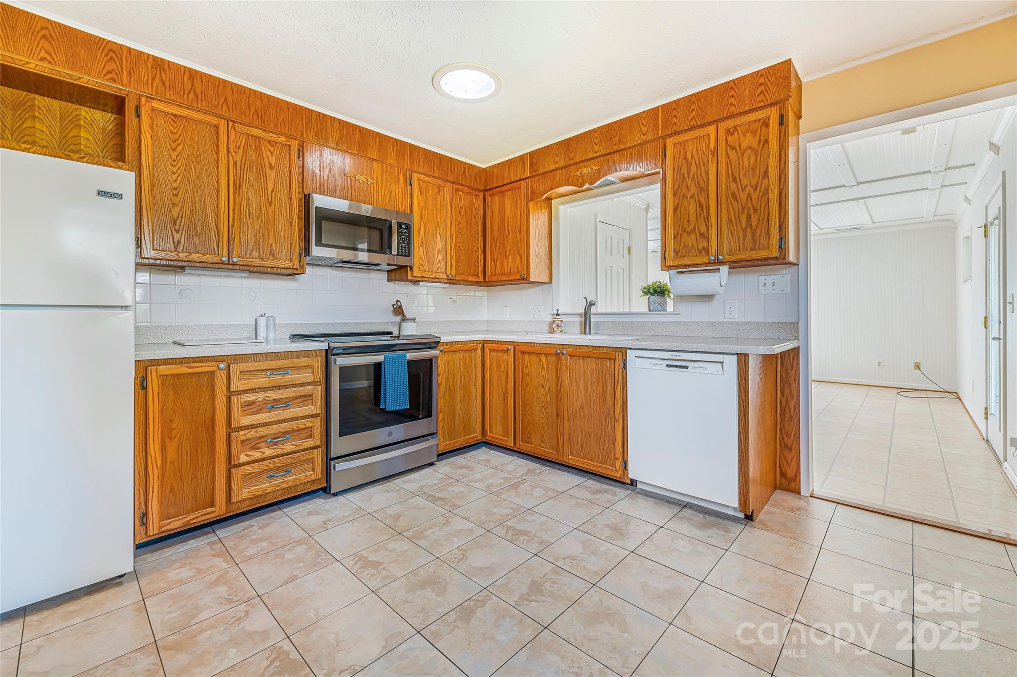 15 Ginell Circle