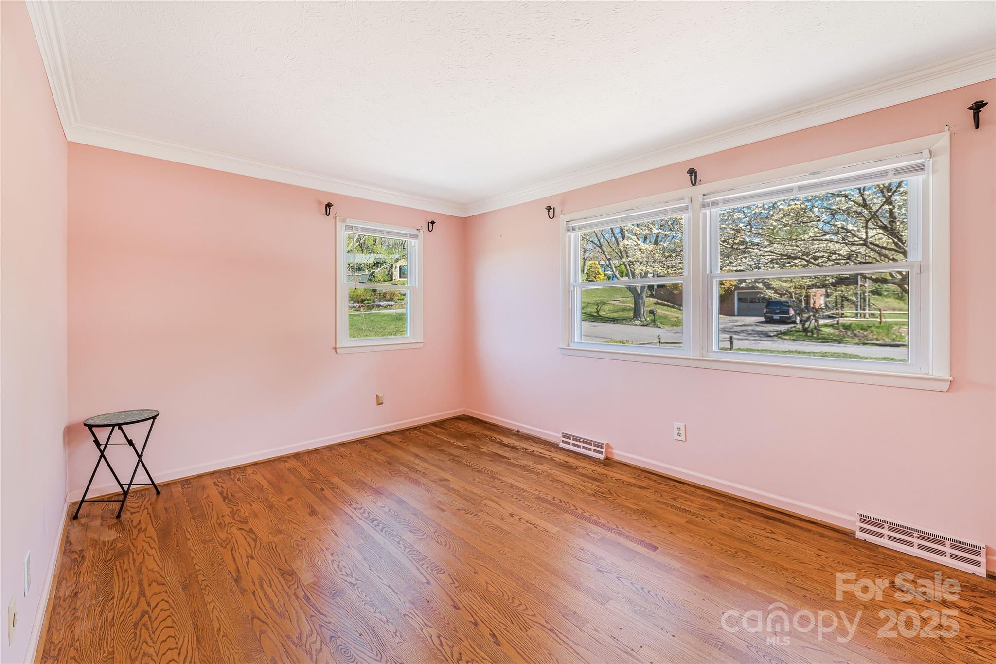 15 Ginell Circle