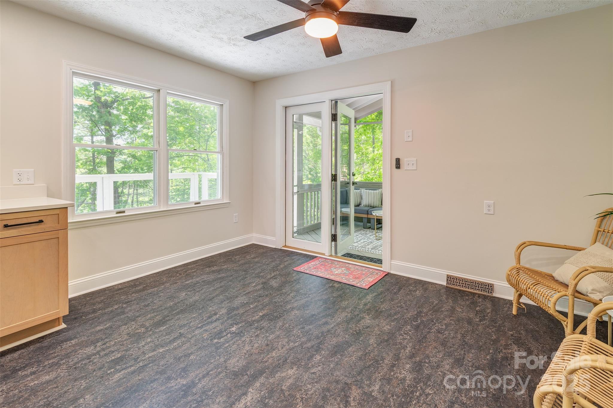 14 Parkview Drive